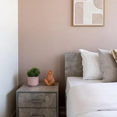 Appartement Dune - 1 Bedroom Retreat W Balcony In Mackenzie *